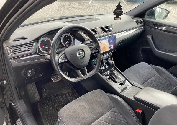 Skoda Superb cena 94500 przebieg: 113957, rok produkcji 2018 z Nowe Skalmierzyce małe 277
